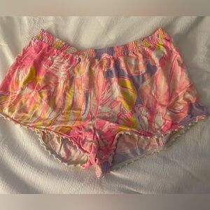 Girls lily pulitzer multi colored shorts size XL (12-14) smoke free home
